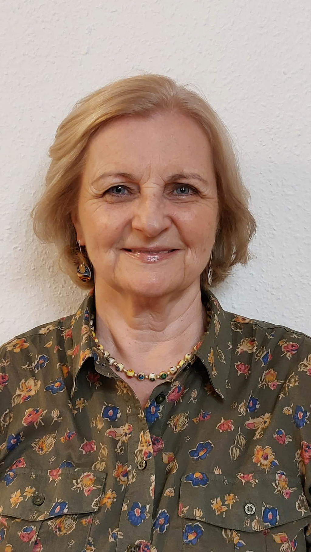 Scheuring Noémi
